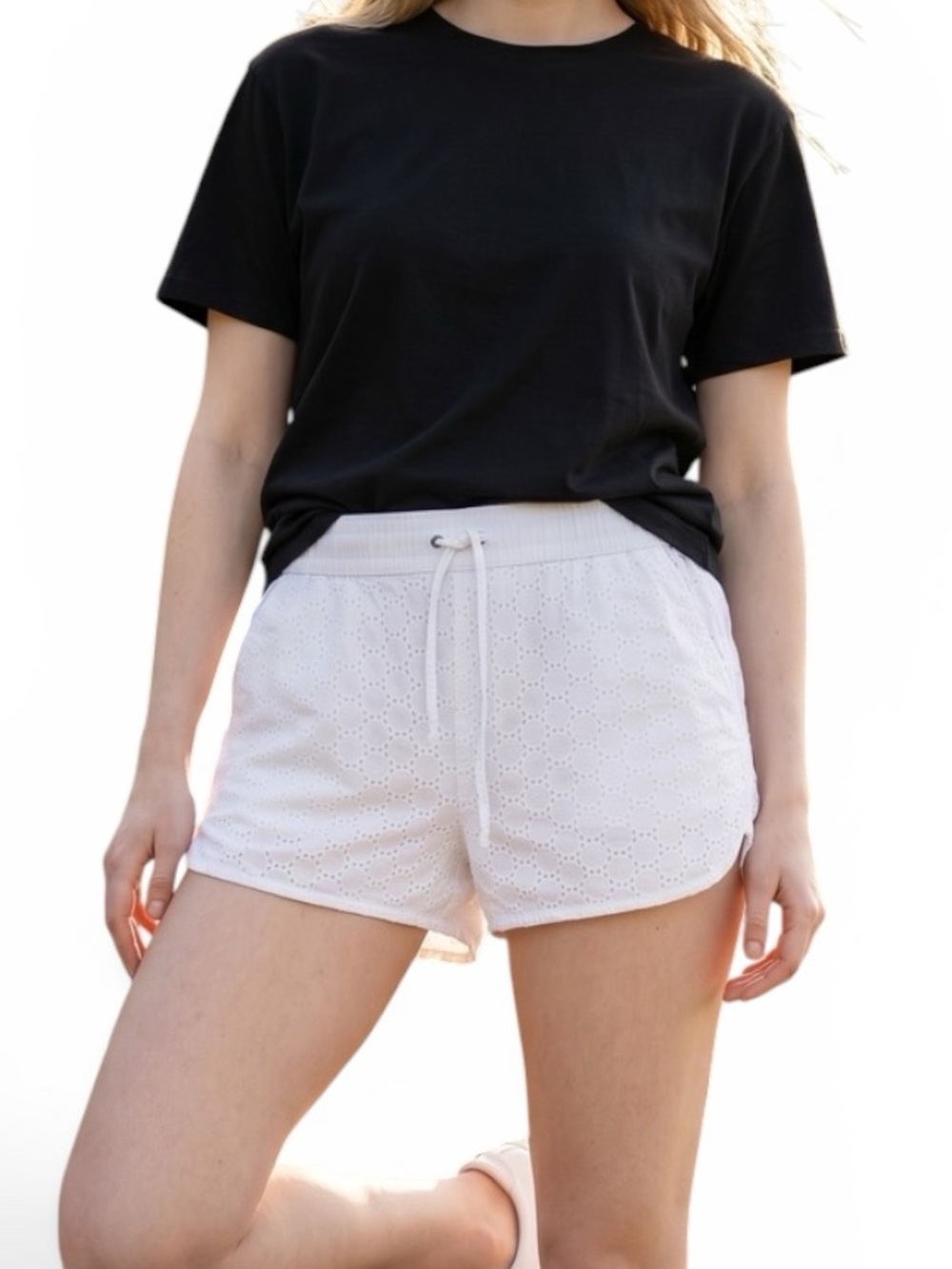 SO Heritage White Eyelet Drawstring Shorts Size XL 100 % cotton
